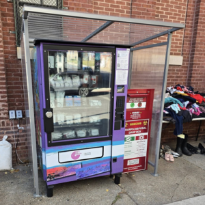 ARXGbyReconomy_Sharps-Disposal-Drop-Box_Healthcare-Clinical-Retail-Pharmacy-Law-Enforcement-Hospitals-Healthcare-Tattoos-Veterinarians_Customer10