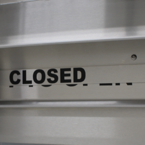 Lockable Lift Plate